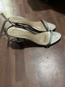 Stylish Gold Heeled Sandals