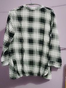 Black And White Check Balloon Pattern Tshirt