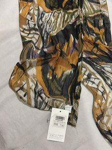 Abstract Print Pleated Scarf
