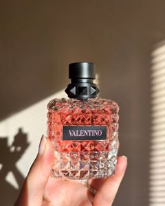 Valentino Donna Born In Roma