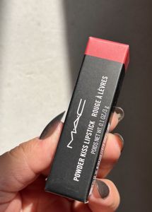 MAC powder kiss Lipstick Devoted To Chilli