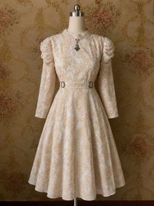 Vintage Floral Puff Sleeve Dress