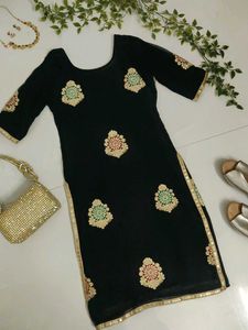 Elegant Black Kurta Set with Dupatta🖤✨