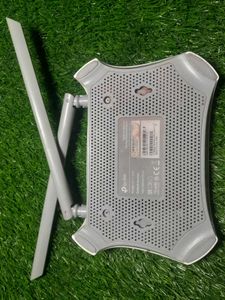 TP-Link Wi-Fi Router and extender combo