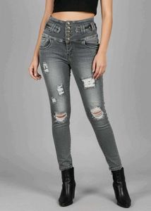 🖤Grey Rugged Jeans🖤
