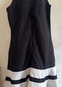 Chic Black &amp; White Striped Mini Dress