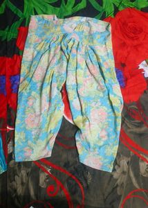 Printed Dupatta And Shalwar