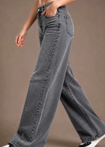 Stylish Grey Wide-Leg Jeans