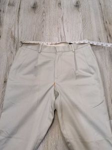 Ma6211 Dockers pant waist 30 inches