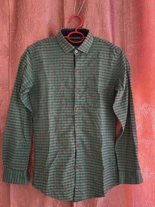 Men's Green Checkered Long Sleeve Shirt
