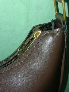 Chic Crescent Shoulder Bag