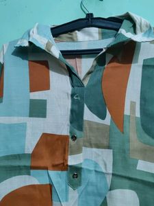 Abstract Print Tunic Top