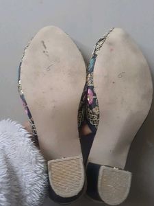 Jutti with Heel | Like New | Comfortable &amp; Stylish