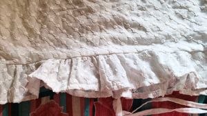 Price reduced White Floral embroidery Crop Top