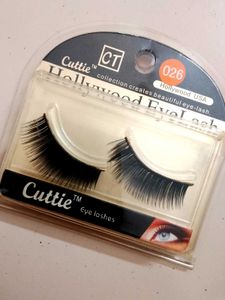 Cuttie Hollywood Eyelashes