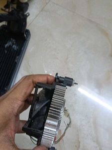 Intel CPU Cooler Fan working ok only body damage