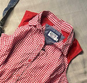 Chic Red Gingham Sleeveless Top
