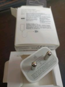 Iphone 20 Walt Adapter 1yr Garranty.
