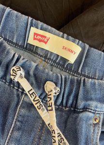 LEVI’S Men's Blue Denim  Shorts