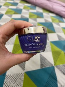 Olay Regenerist Retinol24 Max Night Moisturiser