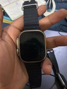 Hammer Smartwatch for Fitness Tracking