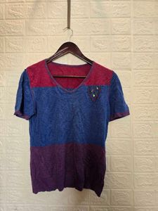 Colorblock V-Neck Top with Emblem
