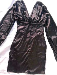 brand new (urbanic)Satin V-Neck  korean Mini Dress