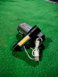 Rechargeable emargency Mini Light