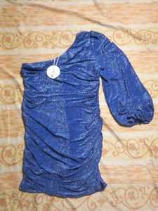 1.Blue One-Shoulder Party Dress