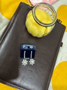 Dangling Pearl Earrings
