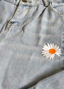 Cute Daisy Jeans
