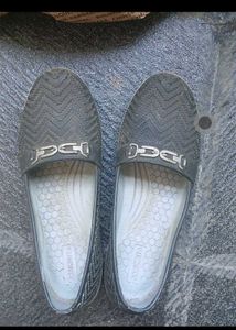 Stylish set of 3 footwear