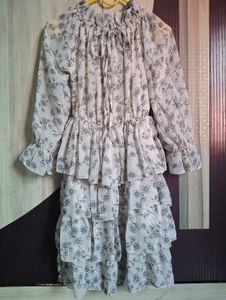 Floral Tiered Ruffle Dress (Free Size)