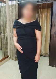 M size Off-Shoulder Black Maxi Dress