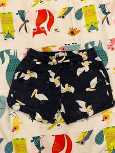 3 shorts and 4 tops combo.