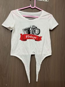 New Vintage Camera Graphic Tee for S and M