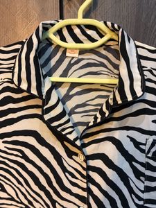 Stylish Zebra Print Button-Up Top