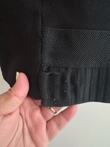 High-waist leggings with golden buttons