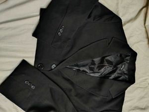 Classic Black Cropped Blazer