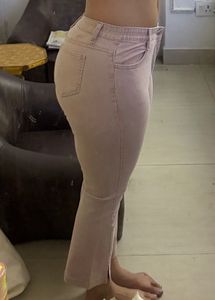 Light Pink 3/4th capris