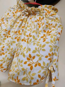 Women's Floral Shorts With Pockets