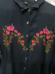 Chic Black 34, 🎽 Embroidered Kurta