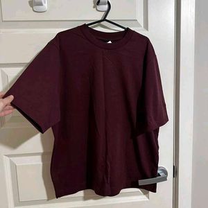 maroon oversized tshirt