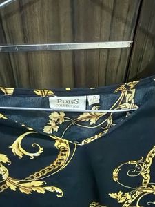 Chic Black &amp; Gold Chain Print Top bust 44-46