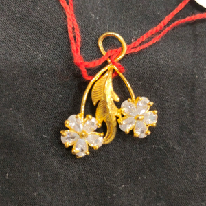 Gold plated pendant set