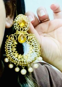 Golden partwear ear rings