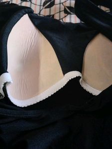 One Piece Swimwear With Leg Suit