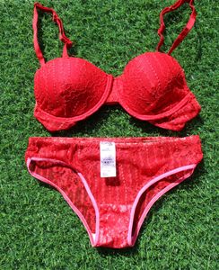 Bra &amp; Panty Set