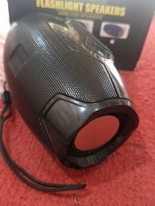 AO-105 Flashlight Speaker
