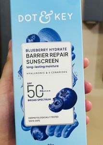 Dot & Key Blueberry Sunscreen SPF 50